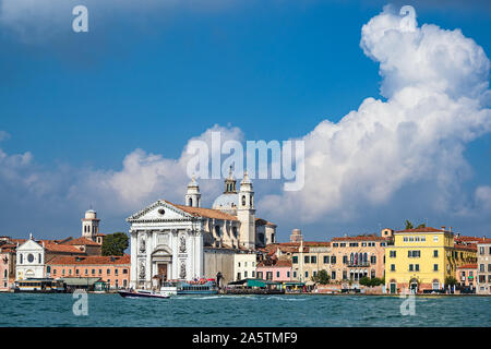 Blick auf die Kirche Santa Maria del Rosario in Venedig, Italien. Stockfoto