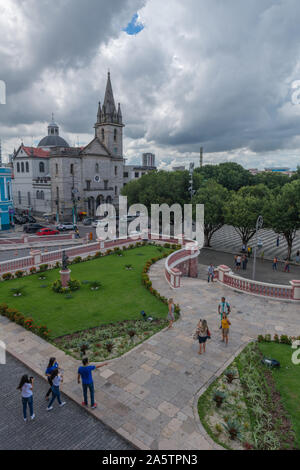 Blick vom Balkon, Zentrum von Manaus, der Hauptstadt des größten brasilianischen Bundesstaat Amazonas, Brasilien, Lateinamerika Stockfoto