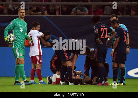 22. Oktober 2019, Griechenland, Piräus: Fußball: Champions League, Olympiakos Piräus - FC Bayern München, Gruppenphase, Gruppe B Spieltag 3 am Georgios-Karaiskakis Stadion. Trainer Niko Kovac München reagiert. Foto: Sven Hoppe/dpa Stockfoto