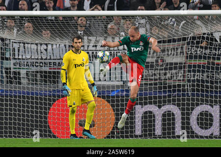 Benedikt Höwedes (Lokomotive Moskau) während der UEFA Champions League zwischen Juventus Turin und Lokomotive Moskau bei der Allianz Stadion am 22. Oktober 2019 in Turin, Italien. Stockfoto