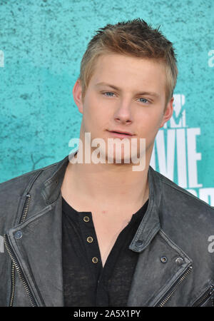 LOS ANGELES, Ca. Juni 03, 2012: Alexander Ludwig an der 2012 MTV Movie Awards in den Universal Studios in Hollywood. © 2012 Paul Smith/Featureflash Stockfoto