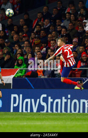 Madrid, Spanien. 22 Okt, 2019. Atletico de Madrid Kieran Trippier in Aktion während der UEFA Champions League Spiel zwischen Atlético de Madrid und Bayern 04 Leverkusen an der Wanda Metropolitano in Madrid gesehen. (Endstand; Atletico de Madrid 1:0 Fc Bayern 04 Leverkusen) Credit: SOPA Images Limited/Alamy leben Nachrichten Stockfoto