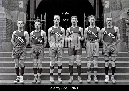 In Fort Myer, Va., Basketball Team am 69. Armory, New York City, New York. 3/3/1920 Stockfoto