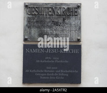 BONN, Deutschland - ca. August 2019: Namen Jesu Kirche (Kirche der Name Jesus) alte katholische Pfarrkirche Stockfoto