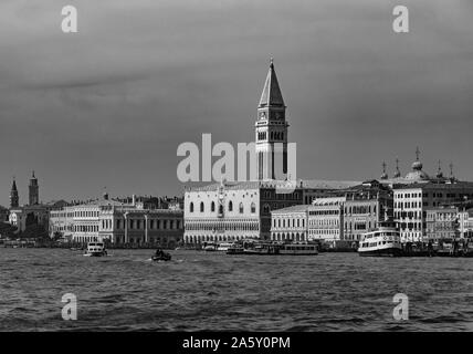 Italien, Veneto, Venedig, der Dogenpalast auf dem Markusplatz Stockfoto