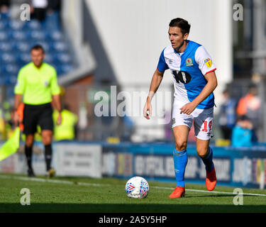 19. Oktober 2019, Ewood Park, Blackburn, England; Sky Bet Meisterschaft, Blackburn Rovers v Huddersfield Town: Stewart Downing (19), Blackburn Rovers läuft am Flügel: Simon Whitehead/News Bilder Stockfoto