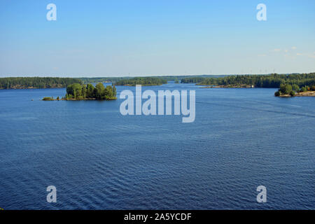 Landschaft Saimaa-see von Luukkaansalmi Brücke in Lappeenranta, Finnland. Stockfoto