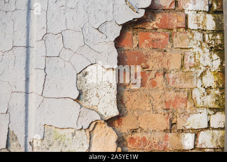 Alten verwitterten Ziegel Wand fragment Stockfoto