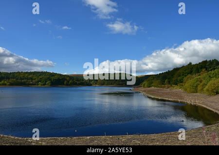 Ogden Behälter im Herbst 2, Halifax, West Yorkshire Stockfoto