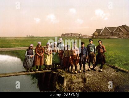 Einheimische Kinder, Marken-Insel, Holland zwischen 1890-1900 Stockfoto