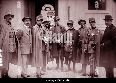 Italienische Offiziere in Tripolis, Libyen während des Krieges (Turco-Italian Italo-Turkish Krieg), die zwischen September 1911 und Oktober 1912 stattfand. Stockfoto