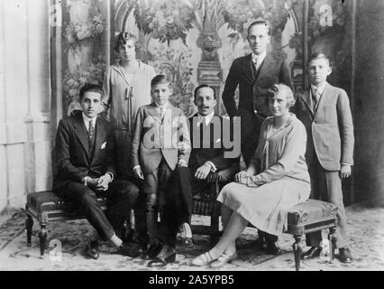 König Alfonso XIII von Spanien mit der königlichen Familie 1922 Stockfoto