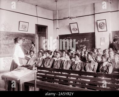 Foto einer Mathematik Klasse am Tuskegee Institute. Fotografiert von Frances (1864-1952) eine amerikanische Fotografin und Fotojournalistin. Datierte 1906 Stockfoto