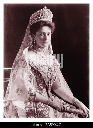 Alexandra Feodorovna (1872 – 17. Juli 1918), Gemahlin Kaiserin von Russland als Ehegatte von Nicholas II., der letzte Kaiser des russischen Reiches. 1913 Stockfoto