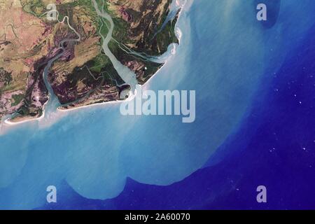 Luftaufnahme des Zambezi River Delta, der vierte längste Fluss in Afrika. Datierte 2013 Stockfoto