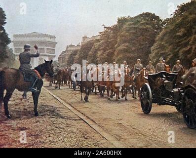 Farbe Foto von Moritz Albrecht Franz Friedrich Fedor von Bock (1880-1945), deutscher Feldmarschall, der in der deutschen Armee während des zweiten Weltkrieges diente in Paris. Datiert 1940 Stockfoto