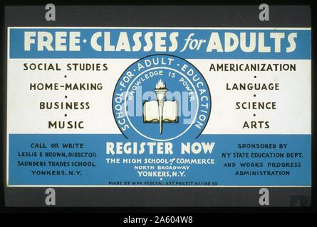 Plakat kündigt Free Adult Education Klassen in Bereichen wie "soziale Studien, Home, Business, Musik, Amerikanisierung, Sprache, Wissenschaft, Kunst, die in der Schule für Erwachsenenbildung gehalten zu werden, die hohe Schule des Handels, North Broadway, Yonkers, New York Stockfoto