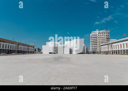 Casablanca, Marokko - 10. Oktober 2019: Ansicht des Grand Théâtre de Casablanca in der Mitte des Tages Stockfoto