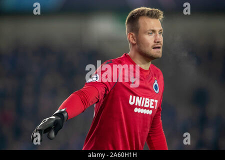 Brügge, Belgien. 22 Okt, 2019. Brügge, Jan Breydel Stadion, 22-10-2019, Saison 2019/2020, die UEFA Champions League. Ergebnis 0-5, Club Brugge Torwart Simon Mignolet während der Match Club Brugge - Paris Saint Germain Credit: Pro Schüsse/Alamy leben Nachrichten Stockfoto