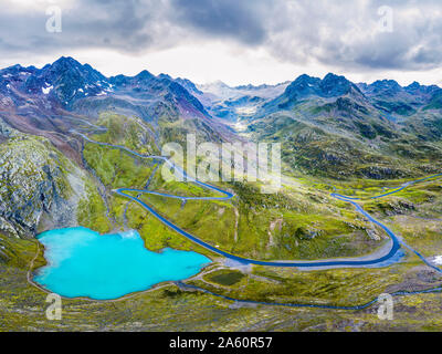 Österreich, Tirol, Kaunertaler Gletscher Straße und See Weißsee Stockfoto