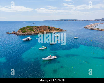 Spanien, Balearen, Mallorca, Luftaufnahme von Portals Nous, Strand Platja de S'Oratori und Illa d'en Vertrieb Stockfoto