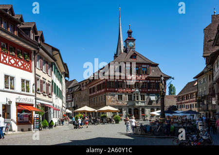 Traditionelle Architektur, Wandmalerei, street scene, Rathaus (Town Hall), Stein am Rhein, Schaffhausen, Schweiz, Europa Stockfoto