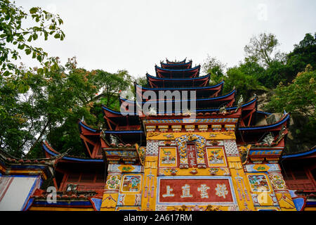 Chongqing. 22 Okt, 2019. Foto am Okt. 22, 2019 zeigt die Pagode in Shibaozhai Zhongxian County, im Südwesten von China Chongqing. Credit: Liu Chan/Xinhua/Alamy leben Nachrichten Stockfoto