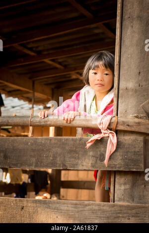 Der Alltag der Karen Dorfbewohner in Ban Pong Noi Mai, Chiang Mai, Thailand. Stockfoto