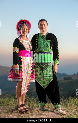 Traditionelle Hmong-Kleidung im Dorf Khun Sathan, Nan, Thailand. Stockfoto