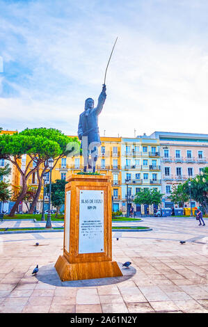 CADIZ, Spanien - 19 September, 2019: Die Statue zu De Blas De Lezo y Olavarrieta in kleinen Park entlang des Paseo de Canalejas Street, die berühmte Admiral von Im Stockfoto