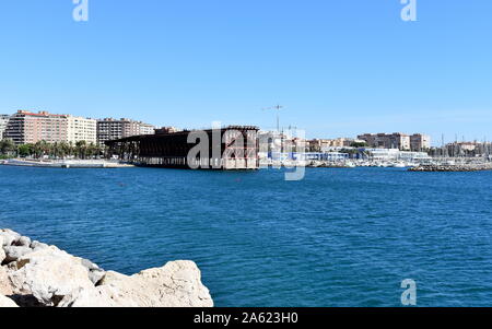 Almeria Hafen und El Cable Inglés (die englische Pier), einem 1000 Meter Eisen bahn Pier, Almeria, Spanien Stockfoto