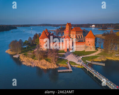 Schöne drone Landschaft Bild von Trakai Burg Stockfoto