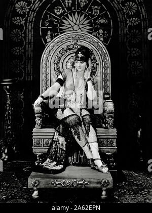 Betty Blythe, „die Königin von Saba“ (1921) Fox File Reference # 33848-798THA Stockfoto