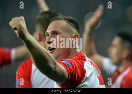 Prag, Tschechische Republik. 23 Okt, 2019. JAN BORIL von Slavia Praha feiert nach dem Scoring Ziel während der UEFA Champions League, Gruppe F Fußball Match zwischen Slavia Prag v FC Barcelona im Sinobo Stadion in Prag, am 23. Oktober 2019. Credit: Slavek Ruta/ZUMA Draht/Alamy leben Nachrichten Stockfoto