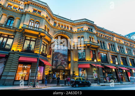 Buenos Aires, Argentinien - Februar 2, 2018: Gebäude Galerias Pacifico Stockfoto