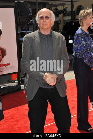 LOS ANGELES, Ca. April 08, 2012: Larry David an der Uraufführung von "Die drei Stooges" am Grauman's Chinese Theater, Hollywood. © 2012 Paul Smith/Featureflash Stockfoto