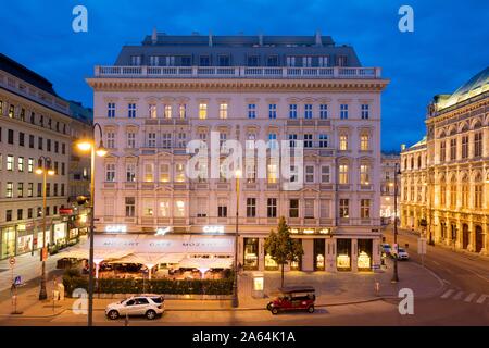 Hotel Sacher, Nachtaufnahme, Wien, Österreich Stockfoto