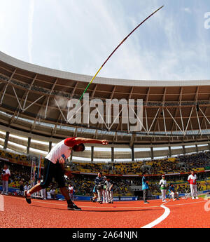 Wuhan, Hubei Provinz Chinas. 24 Okt, 2019. Singh Abhishek von Indien konkurriert während der Männer Speerwerfen Finale der Leichtathletik am 7. CISM Military World Games in Wuhan, der Hauptstadt der Provinz Hubei in Zentralchina, Okt. 24, 2019. Credit: Wang Lili/Xinhua/Alamy leben Nachrichten Stockfoto