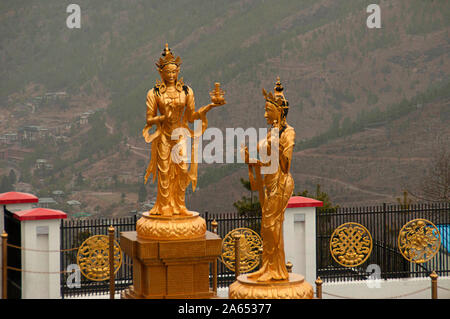 Statuen der Göttin Tara in Thimpu, Bhutan Stockfoto