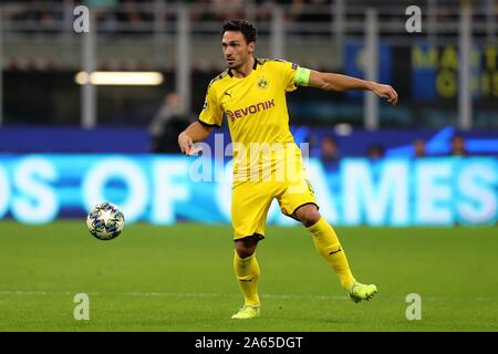 Mailand, Italien. 23 Okt, 2019. firo: 23.10.2019, Fussball, Champions League, Saison 2019/2020, 3. Gruppenspiel Inter Mailand - Borussia Dortmund, Mats Hummels, Borussia Dortmund, Borussia, BVB, Single Action, | Nutzung der weltweiten Kredit: dpa/Alamy leben Nachrichten Stockfoto