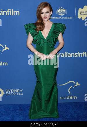 Century City, United States. 23 Okt, 2019. In Century City, LOS ANGELES, Kalifornien, USA - 23. Oktober: Schauspielerin Isla Fisher, das Tragen eines Alexia Maria Kleid kommt an der 2019 Australier in Film Awards im InterContinental Los Angeles Century City am 23. Oktober 2019 in Century City, Los Angeles, Kalifornien, USA. (Foto von Xavier Collin/Image Press Agency) Quelle: Bild Presse Agentur/Alamy leben Nachrichten Stockfoto
