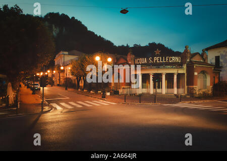 San Pellegrino Terme, Italien - Oktober 23, 2019: San Pellegrino Terme Mineralquelle Stockfoto