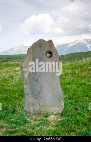 Zorats Karer (Carahunge) stehenden Steinen (Menhire), Sisian, Provinz Kotayk, Armenien Stockfoto