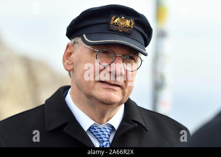 Grainau, Deutschland. 24 Okt, 2019. Reiner Haseloff (MP Sachsen Anhalt), single Bild, single Motiv, Porträt, Porträt, Porträts mit Kappe, Ministerpraesident dr. Soeder lädt ein zu der jährlichen Konferenz der Staats- und Regierungschefs auf Schloss Elmau am 24. und 25.10.2019. | Verwendung der weltweiten Kredit: dpa/Alamy leben Nachrichten Stockfoto