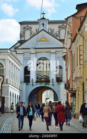 Das Tor der Morgenröte. Es ist eine der meist besuchten Schreine in Vilnius, das zum Weltkulturerbe der Unesco gehört. Vilnius, Litauen Stockfoto