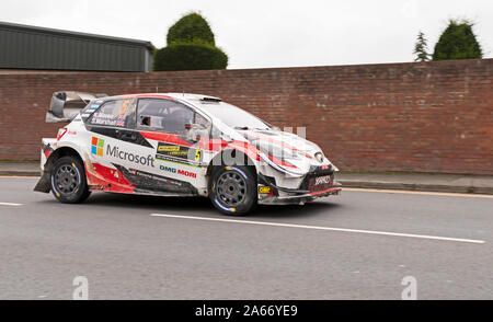 Auto 5, Driver Kris Meeke, Co-Driver Sebastian Marschall, Wales Rally GB in-zwischen den Stufen bei Newtown, Powys, Wales, Großbritannien Stockfoto