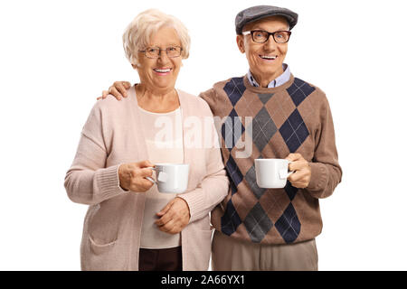 Ältere Paare in Kaffee und lächelnd auf weißem Hintergrund Stockfoto