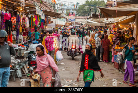 Street Scene. Sardar Market, Jodhpur, Rajasthan, Indien. Stockfoto