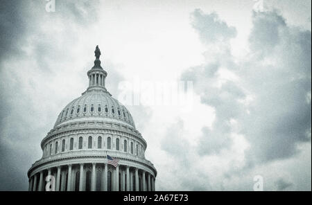 Strukturiertes Bild des United States Capitol Dome an einem bewölkten Tag Stockfoto