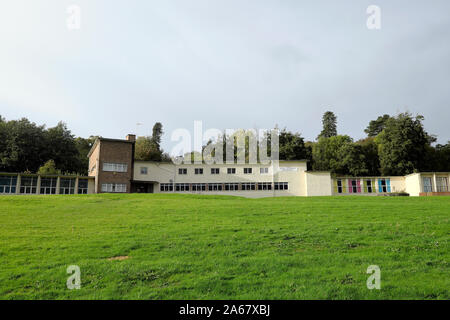 Ysgol Gynradd Beaumaris Grundschule Außenansicht des Gebäudes für Schließung Beaumaris ANGLESEY Wales UK KATHY DEWITT bestimmt Stockfoto